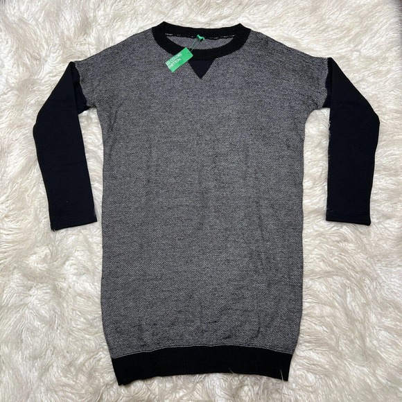 UNITED COLORS OF BENETTON WOMENS SWEATER DRESS SIZE MEDIUM - Picture 1 of 4